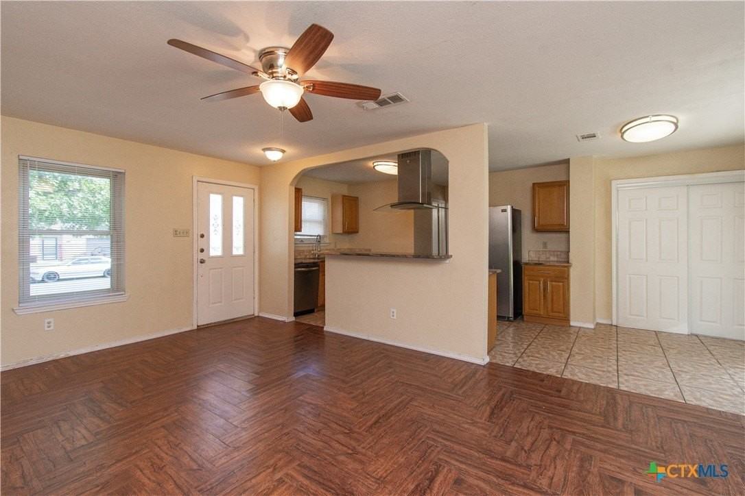 5011 White Rock Drive - Photo 3 of 25