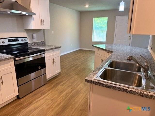 2410 Westcliff Road #B - Photo 4 of 21