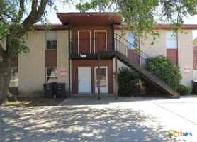 featured image of 1602 Bent Tree Drive #B