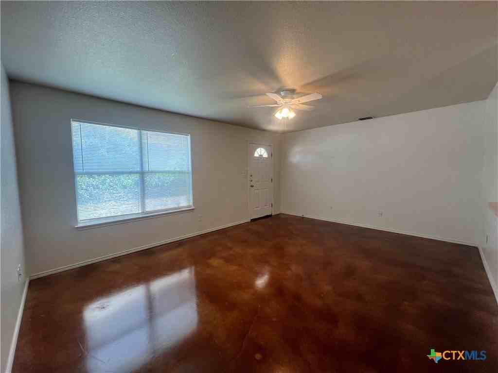 3014 Douglas Fir Dr - Photo 4 of 25