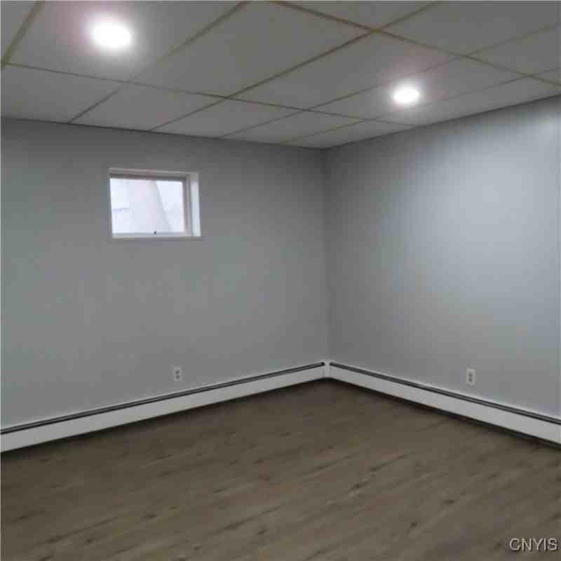 4449 E Genesee St - Photo 4 of 14