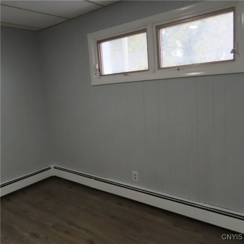 4449 E Genesee St - Photo 5 of 14