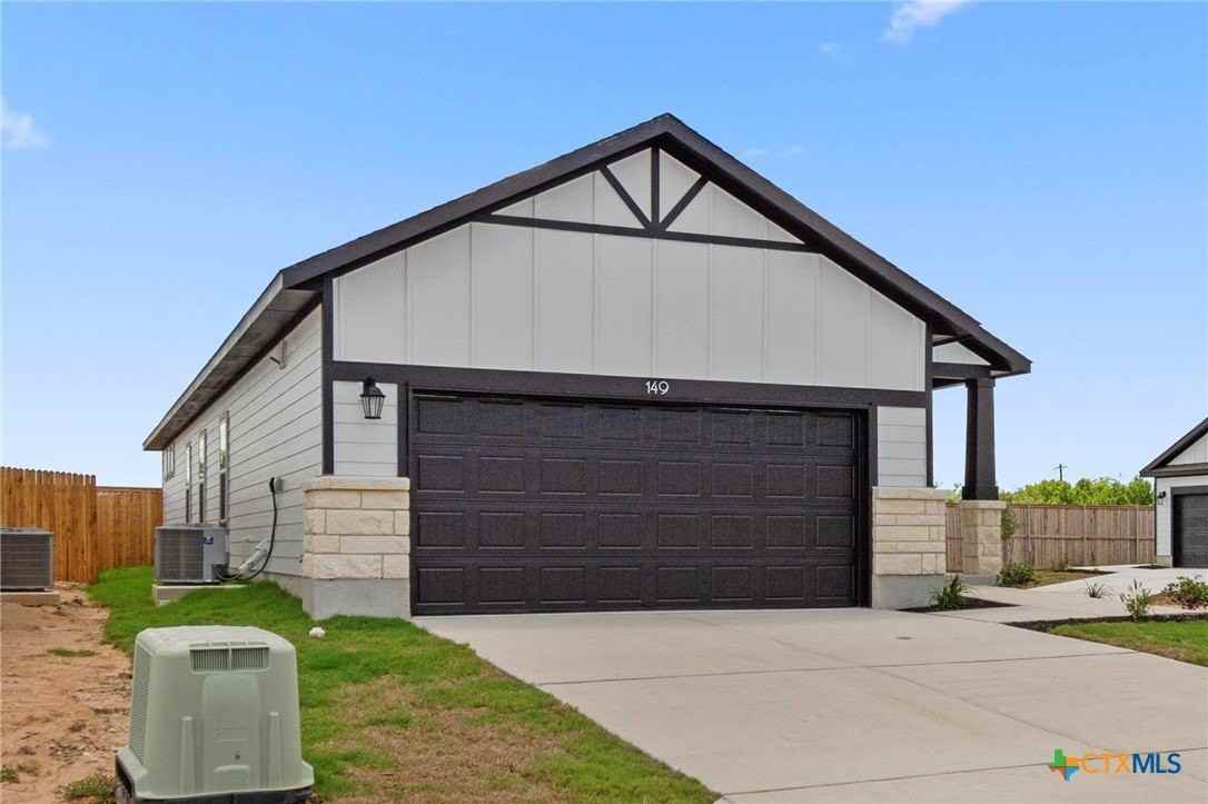 149 Cutleaf Cv - Photo 2 of 24