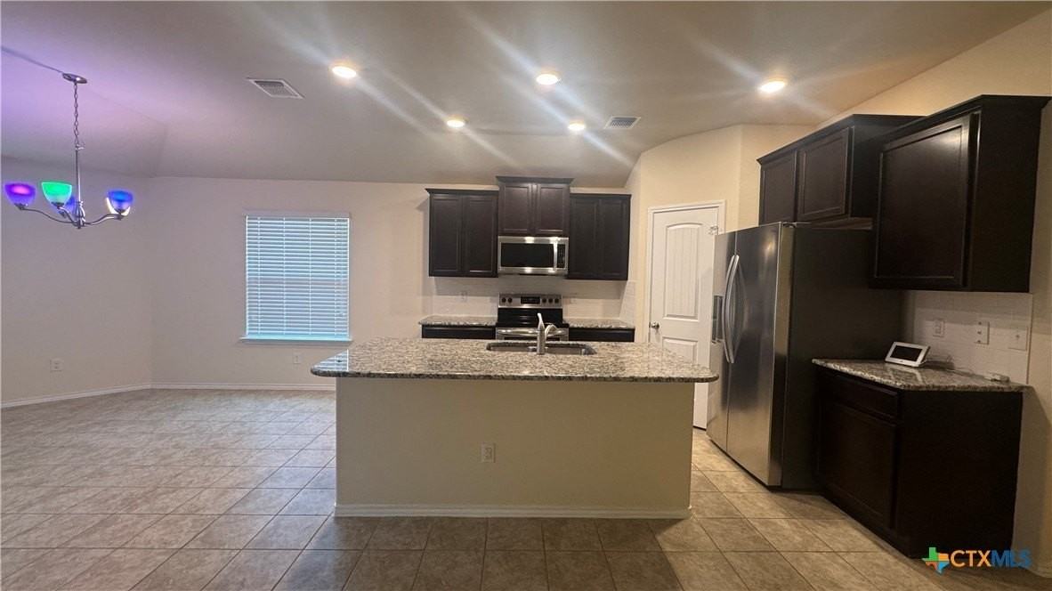 5305 Fenton Lane - Photo 5 of 41