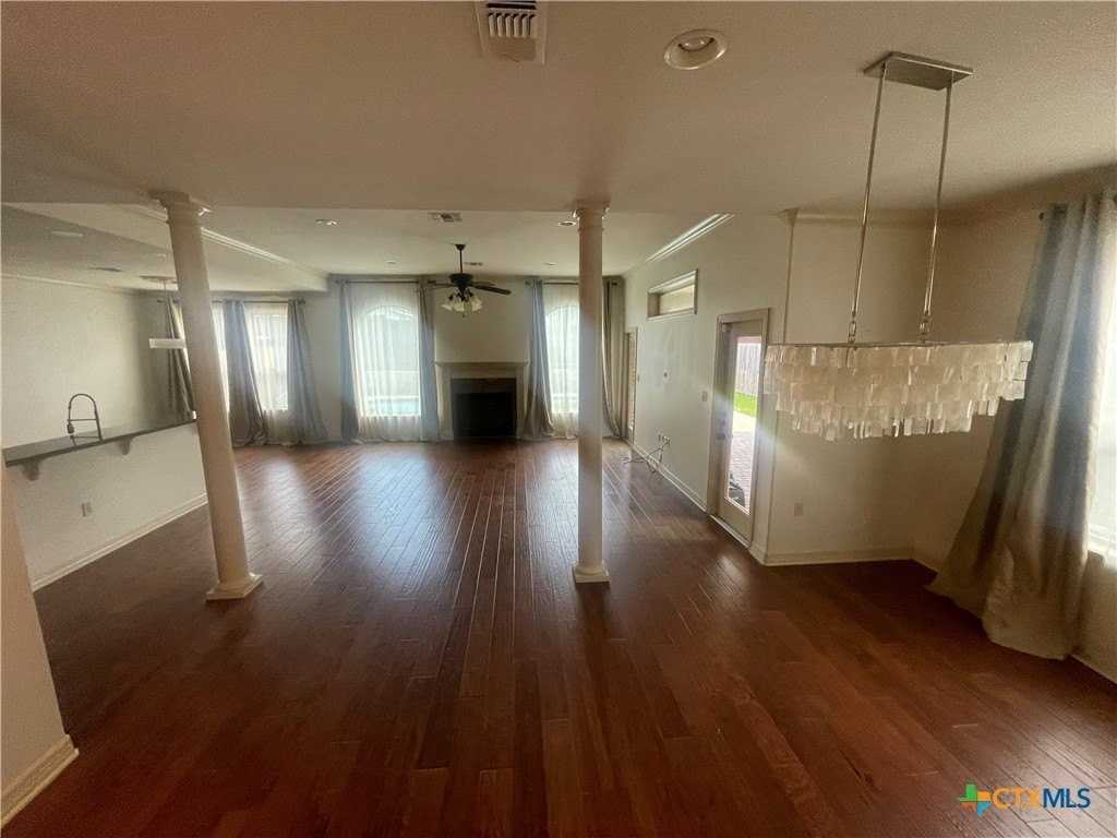 34 Cotswold Ln - Photo 4 of 22