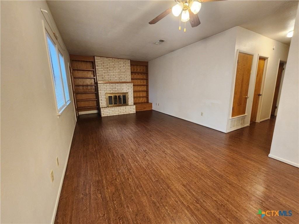 1274 Hillcrest Dr - Photo 7 of 20