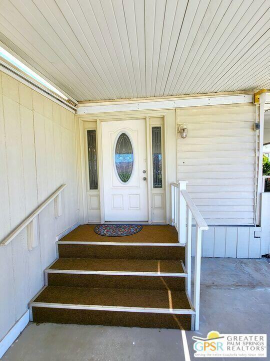 69430 Fairway Dr - Photo 2 of 19