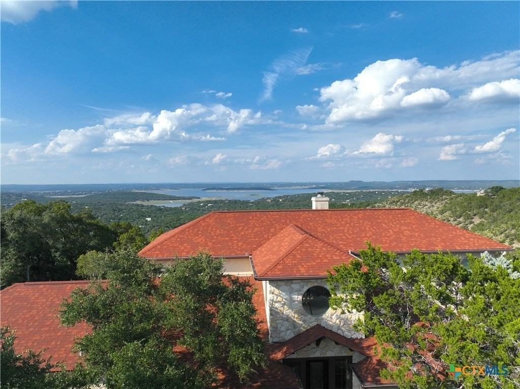 2000 Village Oak - Photo 5 of 48