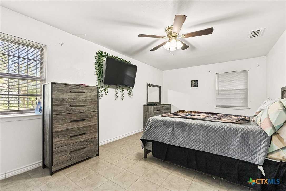 1007 Arkansas Ave - Photo 7 of 13