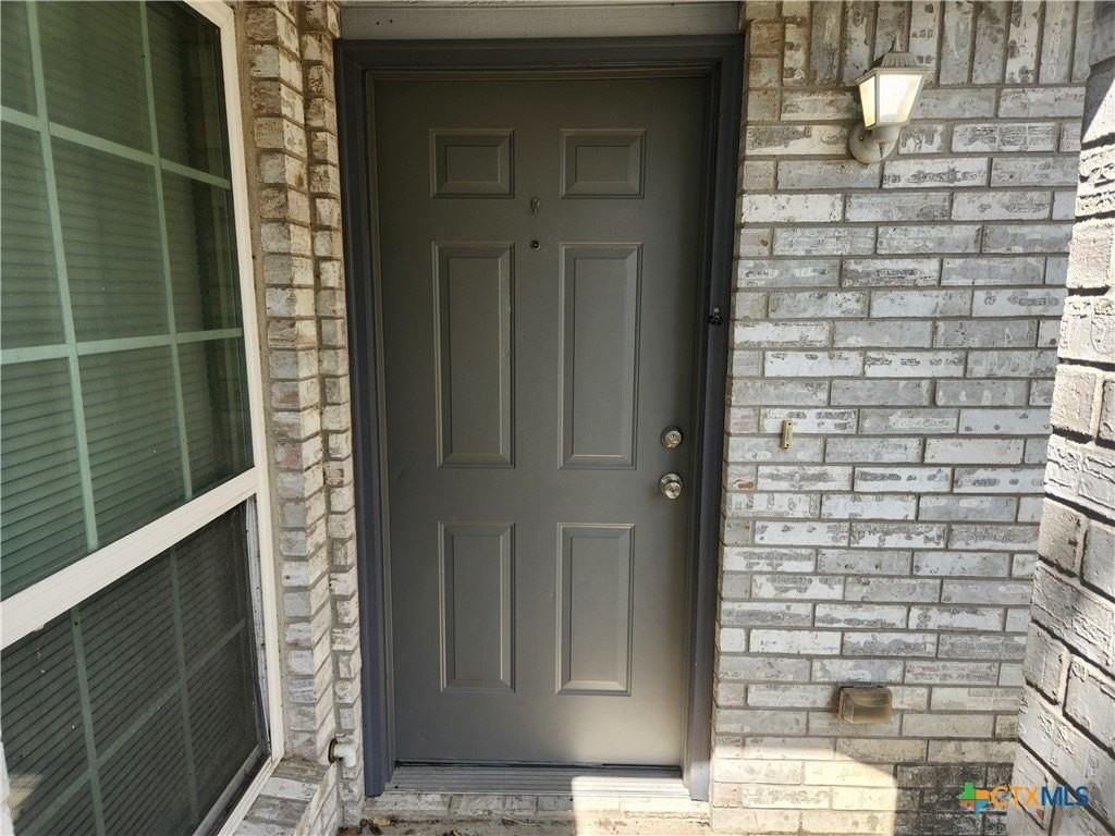 2207 Bluebonnet Dr - Photo 3 of 17