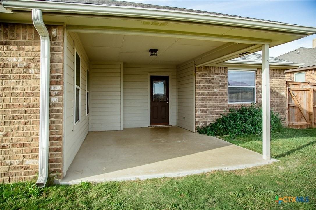 2908 Tarrant County Dr - Photo 2 of 35