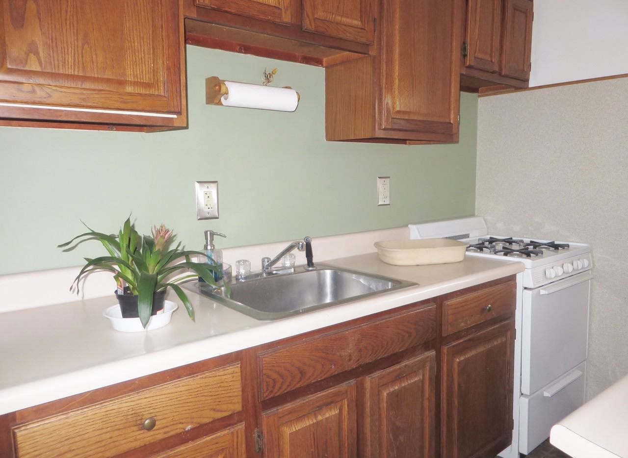 25 Watchmans Row - Photo 2 of 15