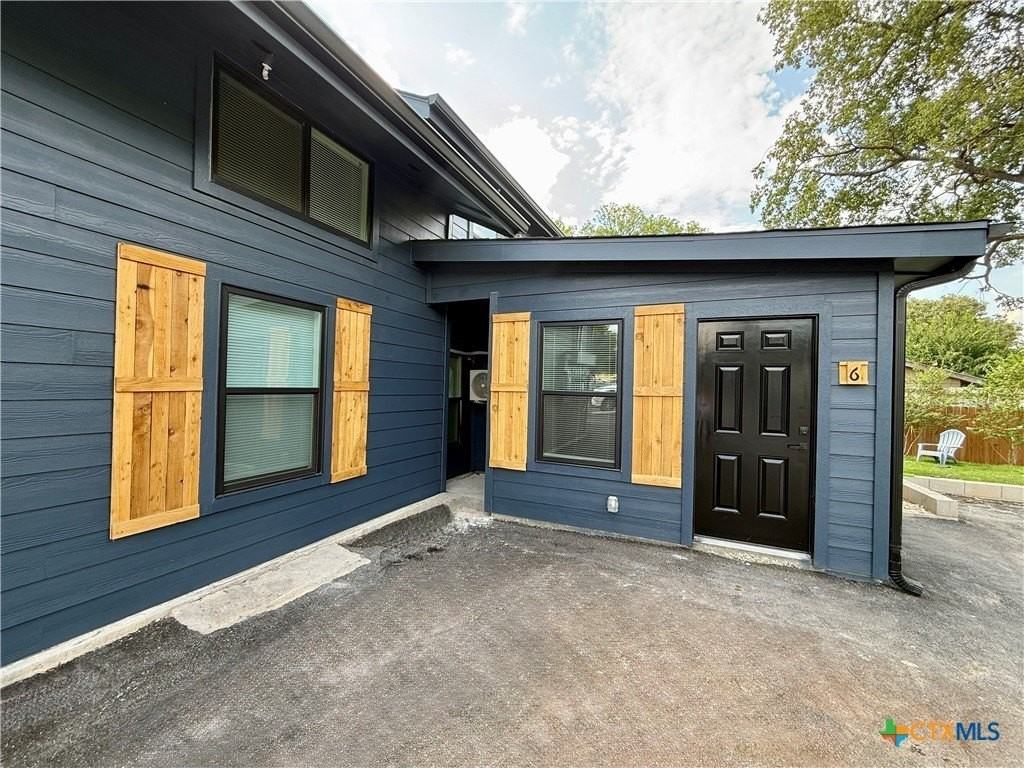 2204 West San Antonio Street #6