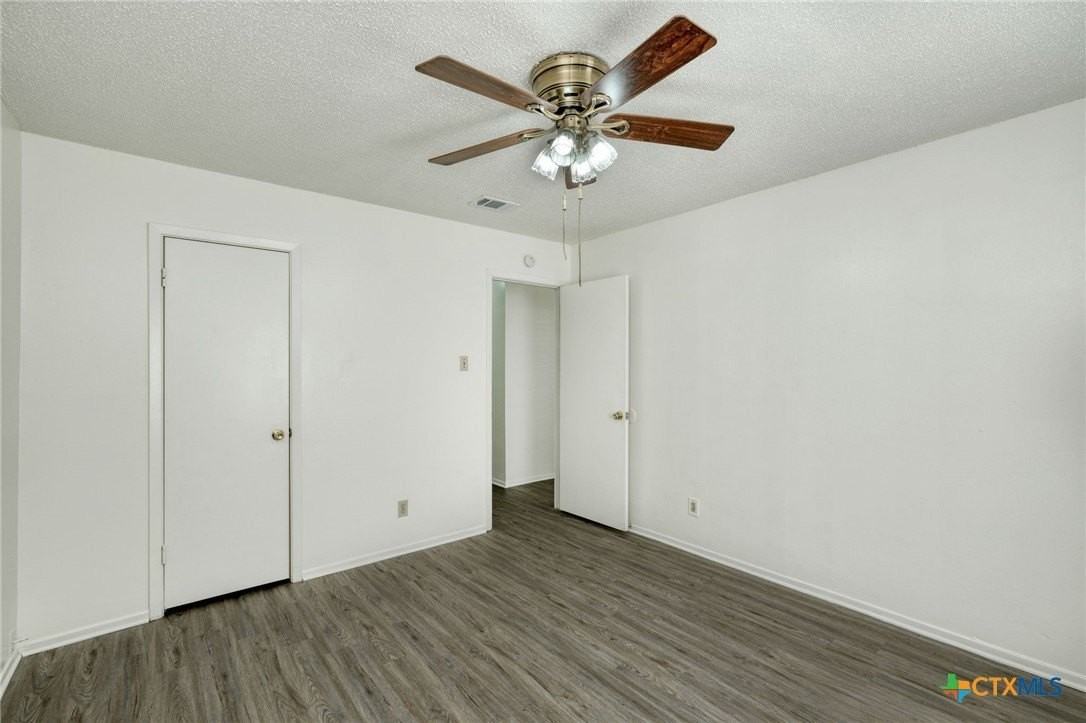 11410 Pollyanna Ave Unit B #B - Photo 7 of 13