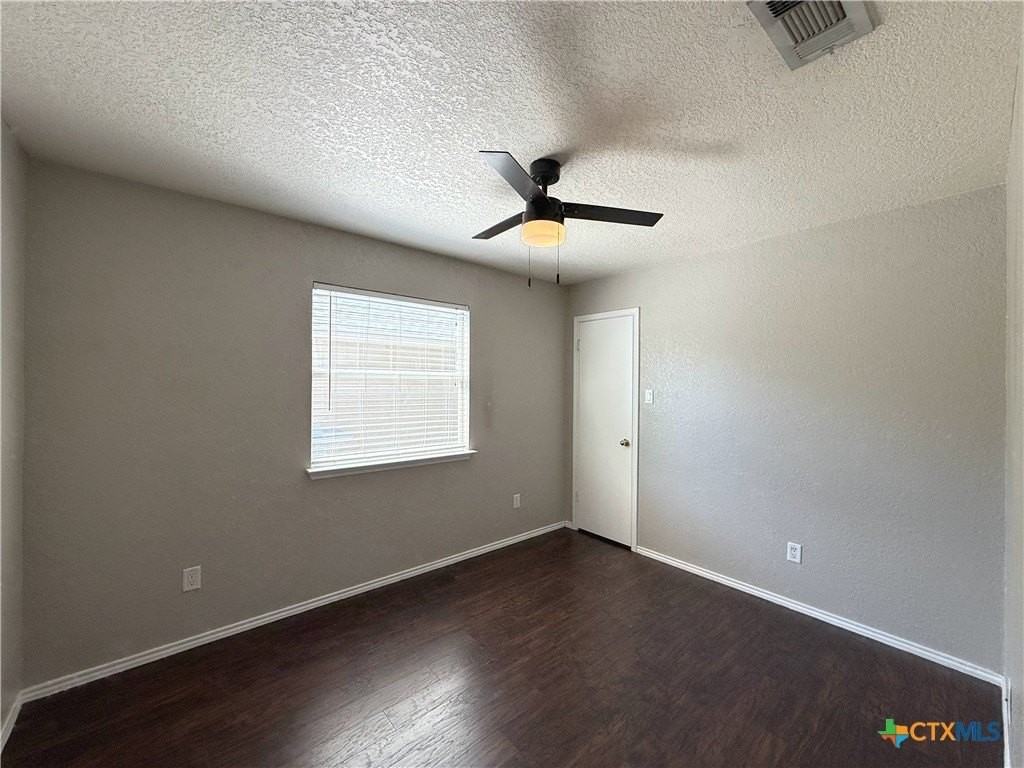 1813 Cedar Ln - Photo 6 of 19