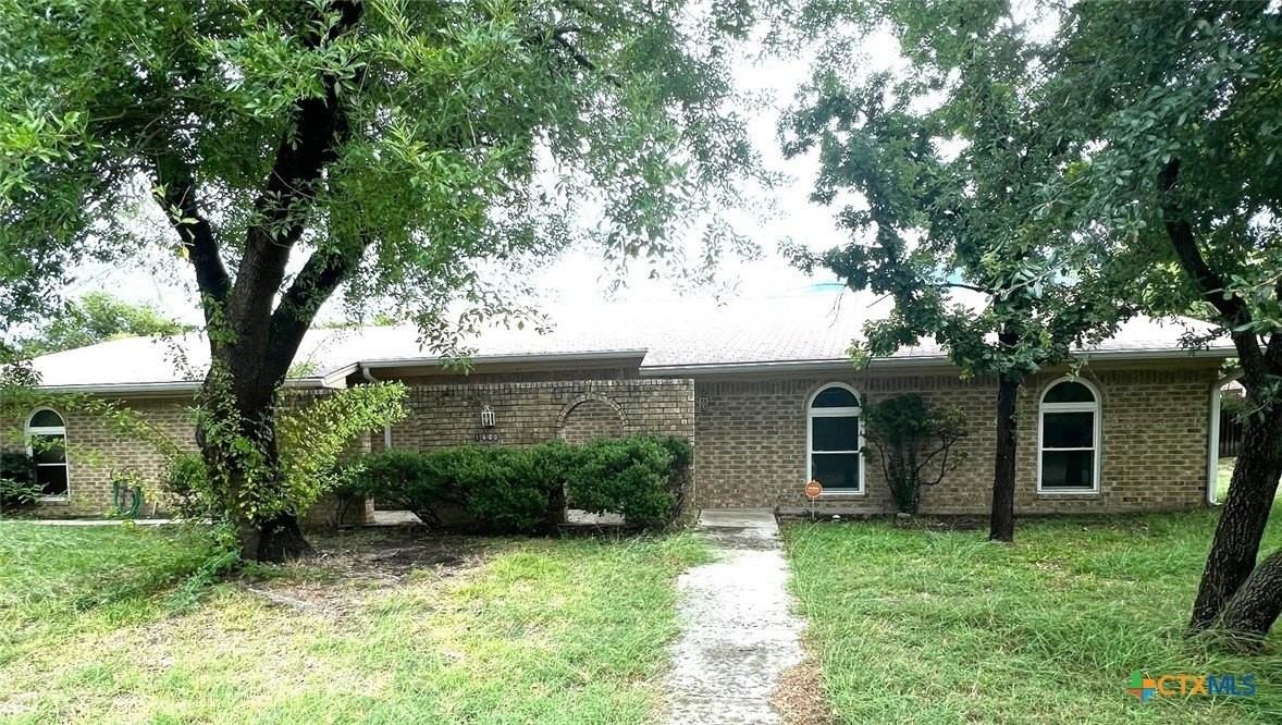 1600 Halbert St - Photo 2 of 15