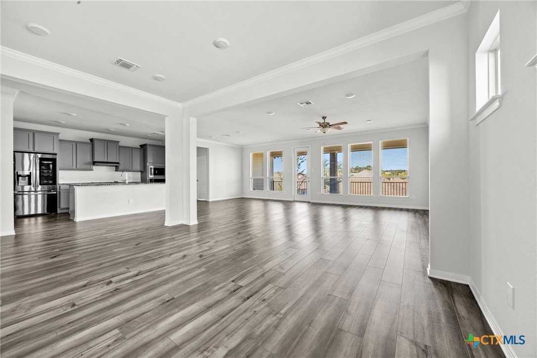 2265 Wooster Street - Photo 5 of 33