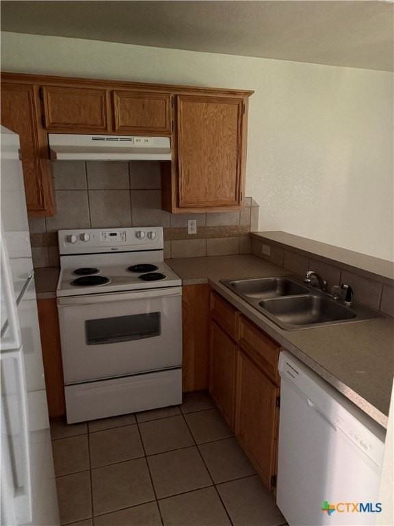 1402 Chips Apt B #B - Photo 3 of 15