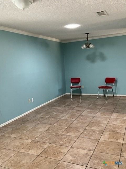 1302 S Mesquite Ave - Photo 4 of 16