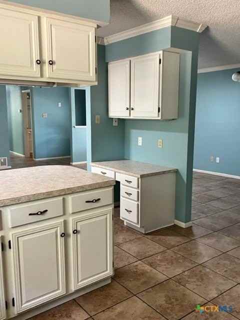 1302 S Mesquite Ave - Photo 7 of 16