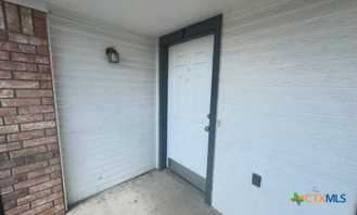 204 W Truman Ave Apt D #D - Photo 1 of 1