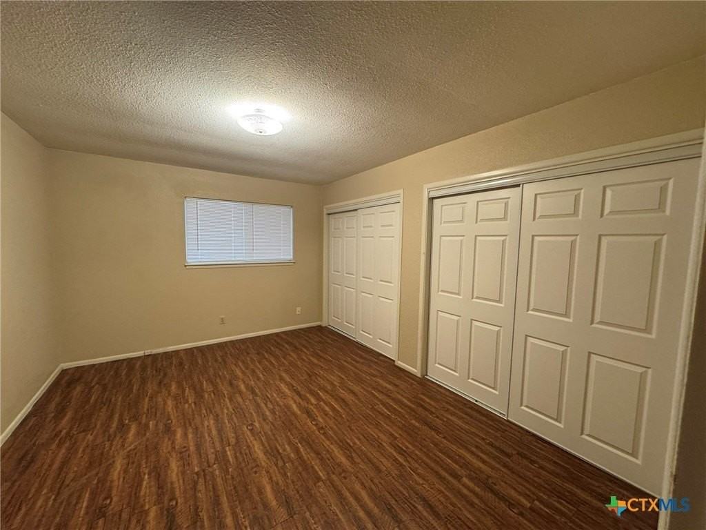 815 Burges St - Photo 7 of 10