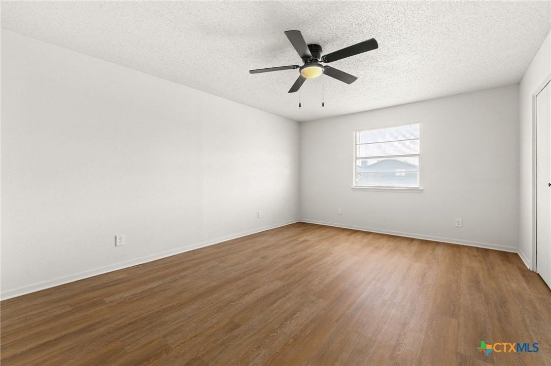 1005 Eastside Dr Apt D #D - Photo 6 of 9