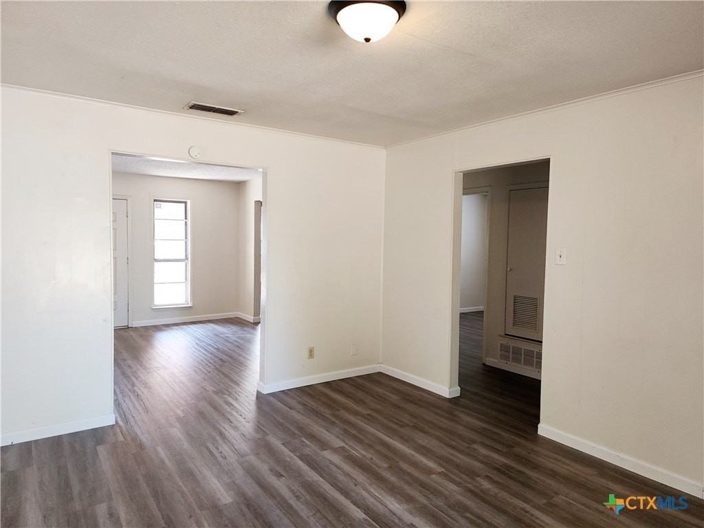 2303 Daisy Drive - Photo 4 of 11