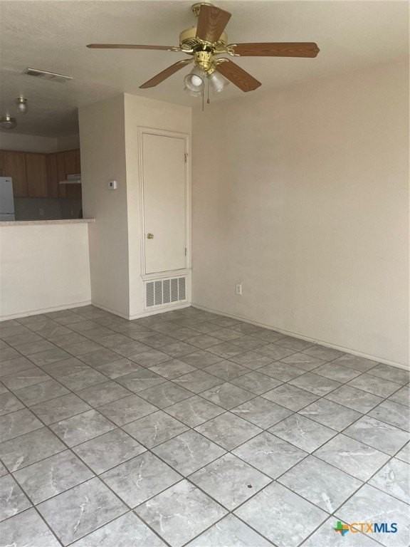 2712 Vernice Loop Apt B #B - Photo 3 of 30