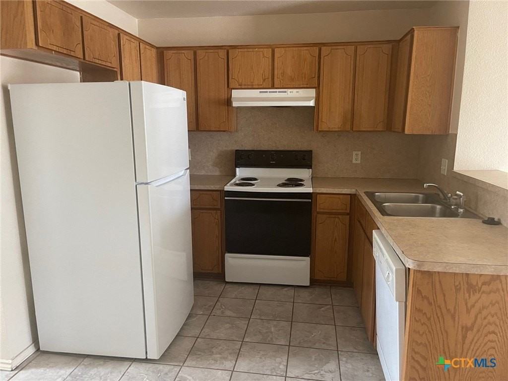 2712 Vernice Loop Apt B #B - Photo 6 of 30