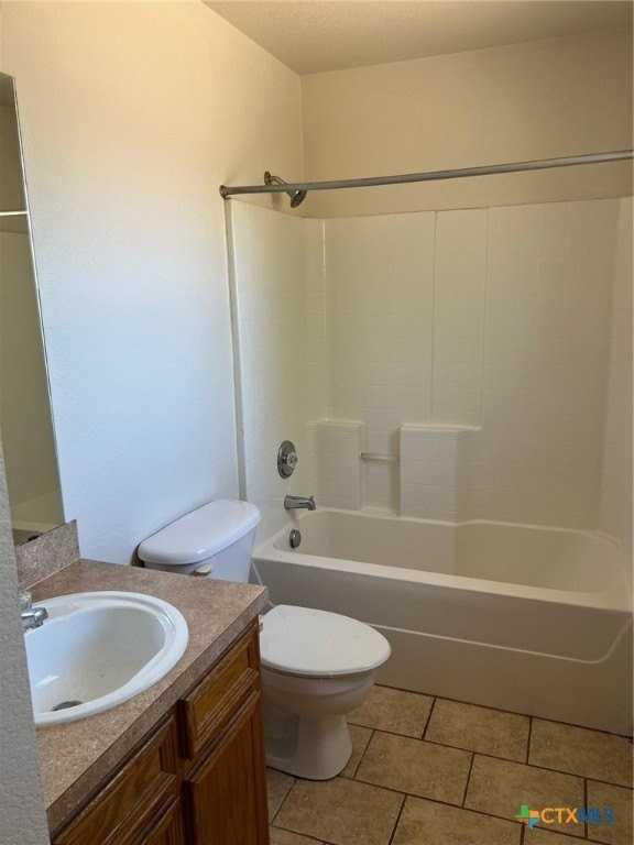 1409 Cinch Dr Apt B #B - Photo 7 of 8
