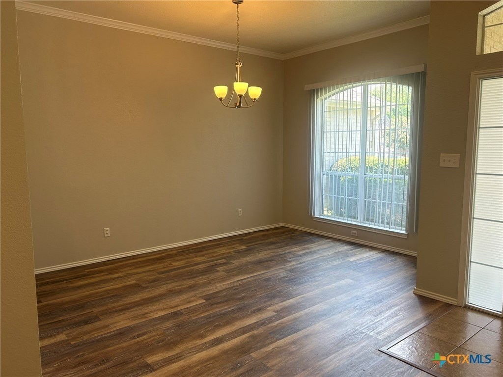 2108 Grizzly Trl - Photo 3 of 22