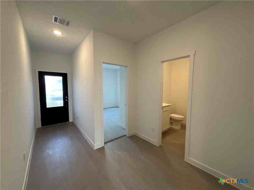 728 Horsetail Ln - Photo 6 of 25