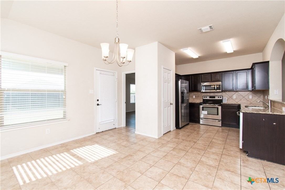 5304 Waterbank Lane - Photo 7 of 24