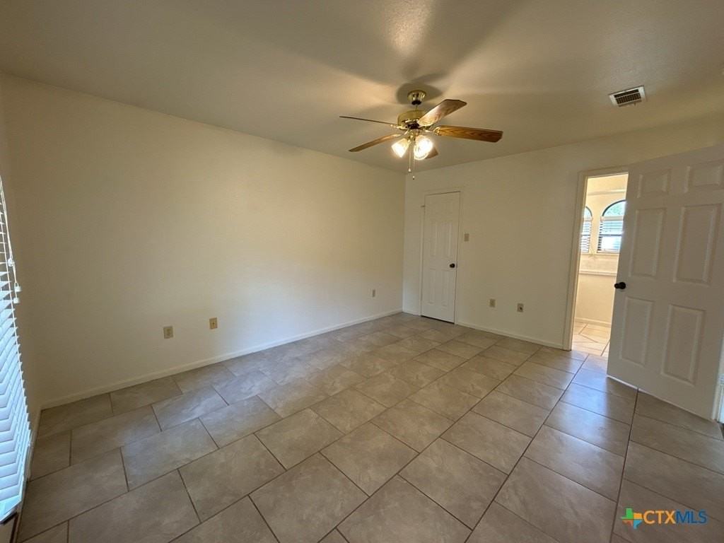 3820 Water Oak Dr - Photo 5 of 11