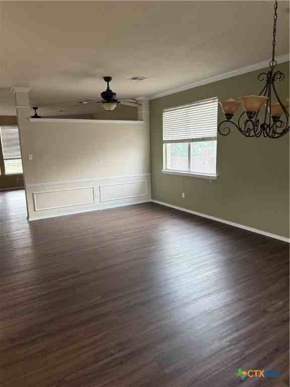 303 Buckskin Trl - Photo 2 of 20