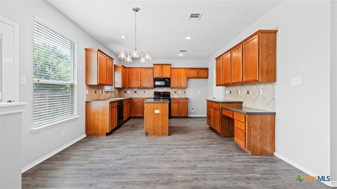 2744 Sterling Way - Photo 6 of 17