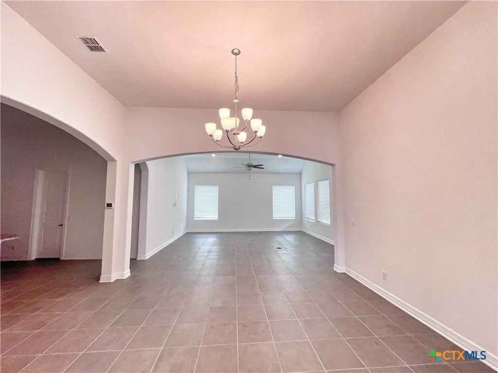 4607 Camden Hts - Photo 3 of 28