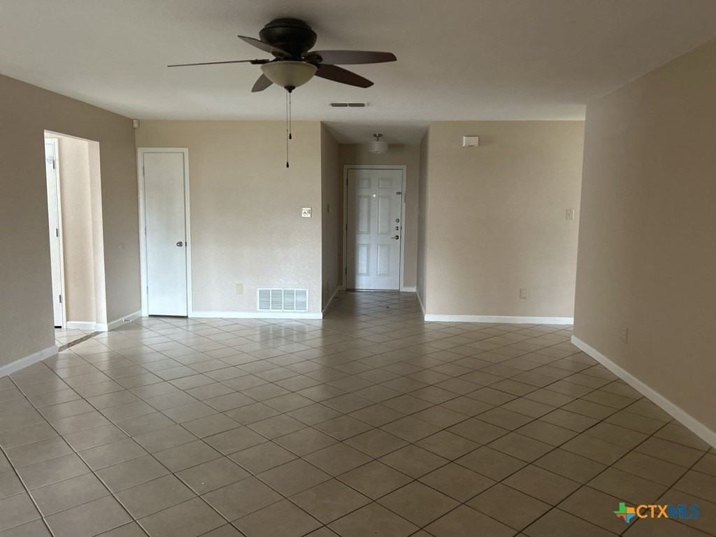 4402 Breckenridge Dr - Photo 3 of 13