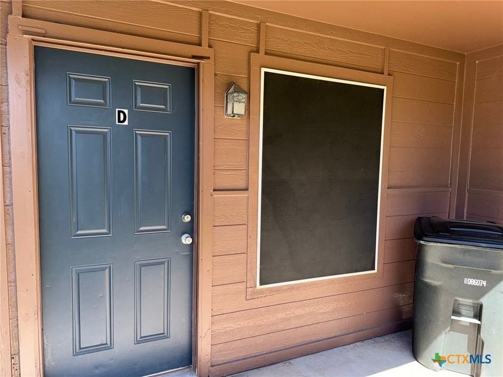 1207 Charisse St Apt D #D - Photo 3 of 23