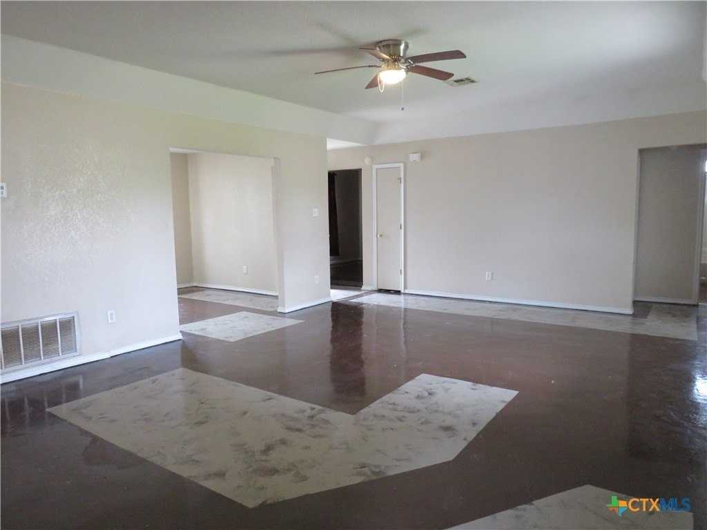 3500 Viewcrest Dr - Photo 4 of 16