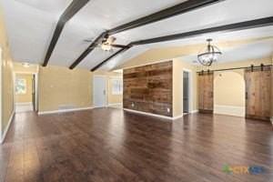 1006 Missouri Avenue - Photo 2 of 10