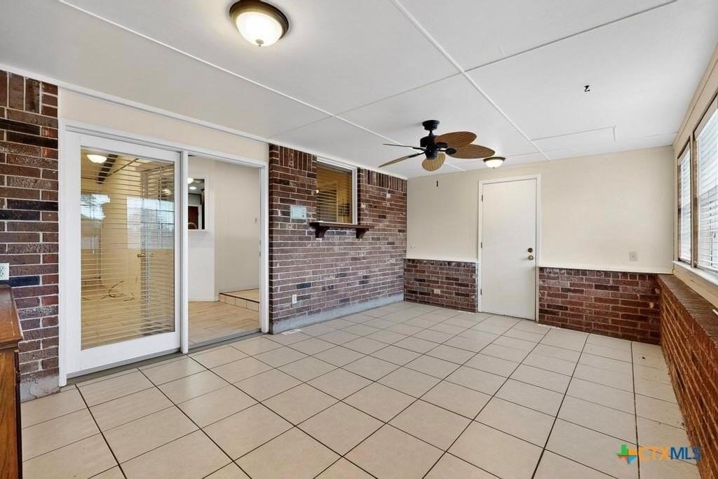 5180 Fm 972 - Photo 4 of 39