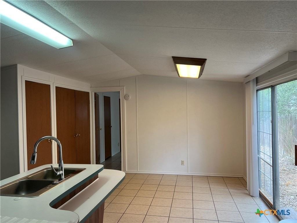 222 Buckhorn Drive - Photo 7 of 26