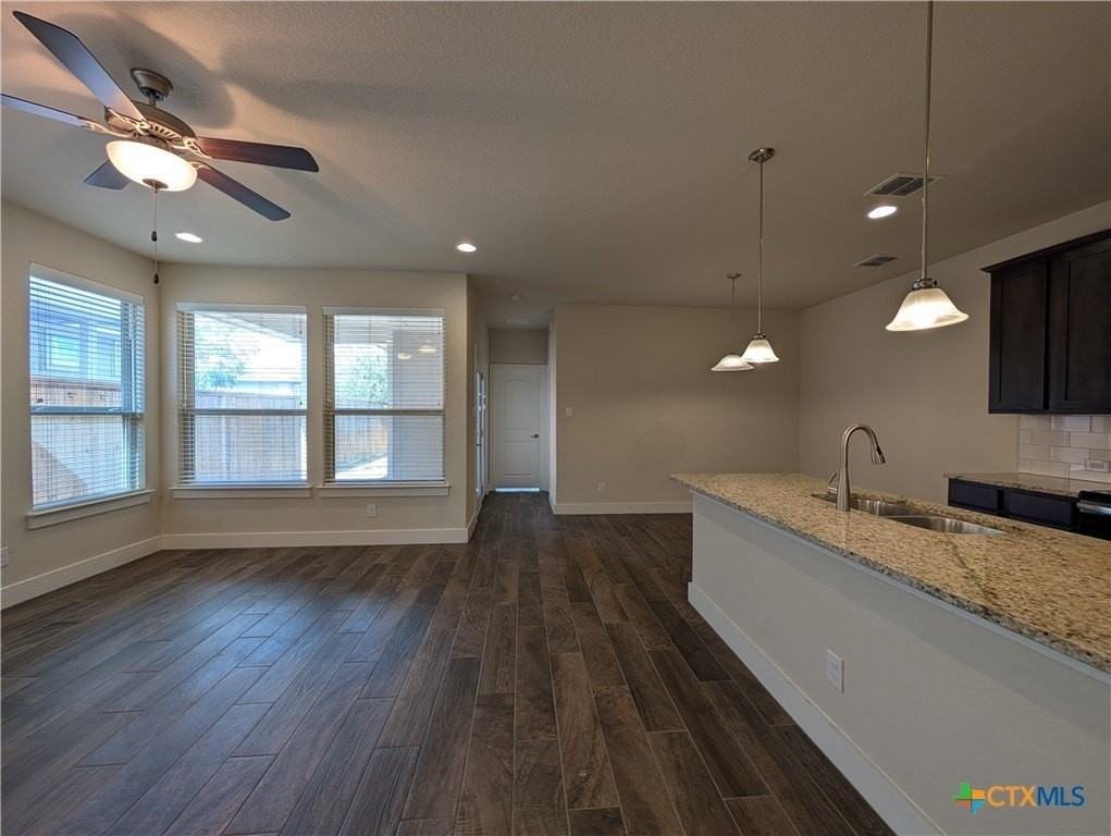 737 Milestone Park - Photo 6 of 39