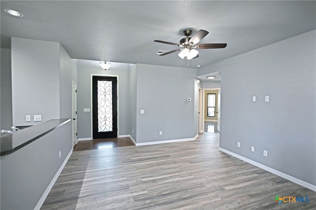 2207 Hazelwood Drive - Photo 3 of 29