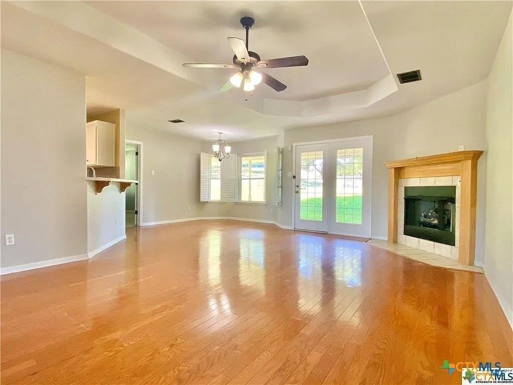 3104 Valley Oaks Cir - Photo 2 of 19