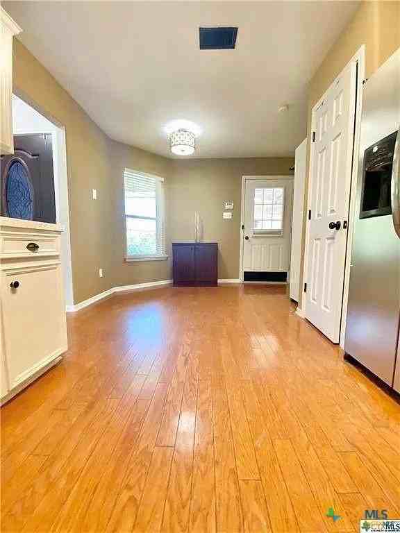 3104 Valley Oaks Cir - Photo 6 of 19