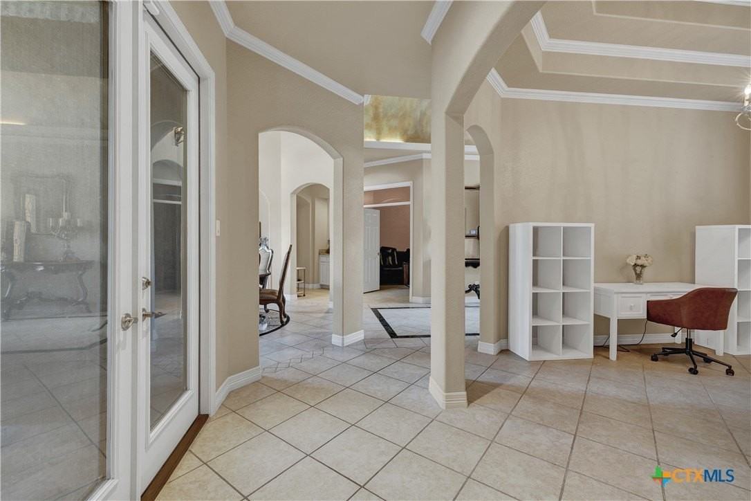 9752 Trophy Oaks Dr - Photo 5 of 46