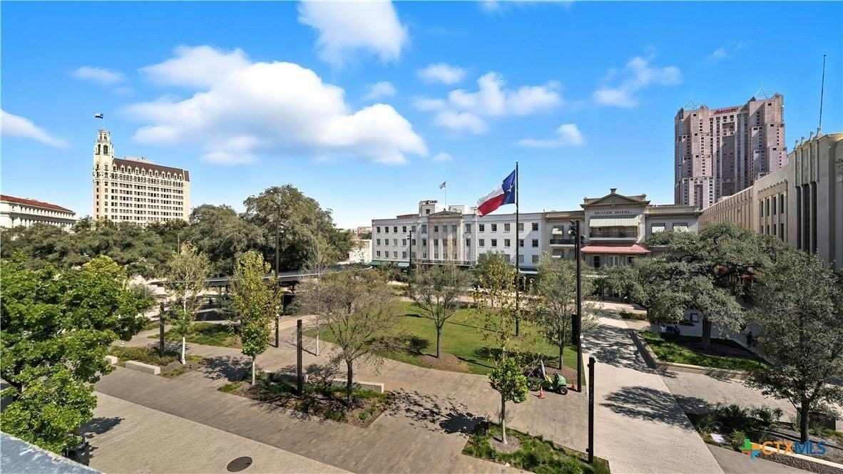 222 Losoya Street #201